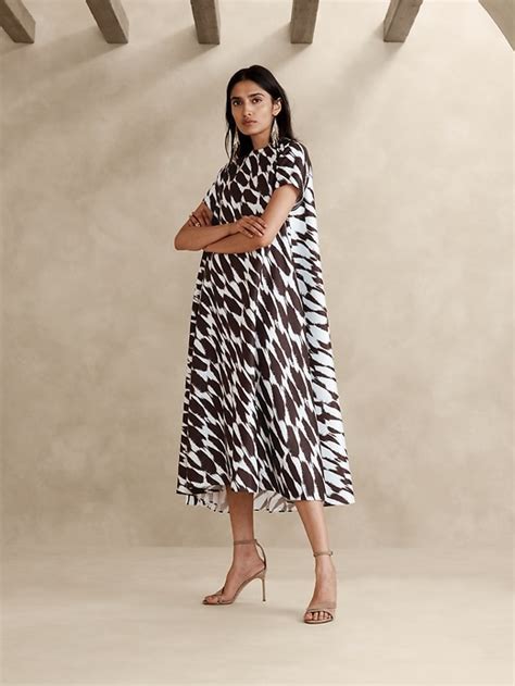 Aurelia Crepe Satin Maxi Dress Banana Republic