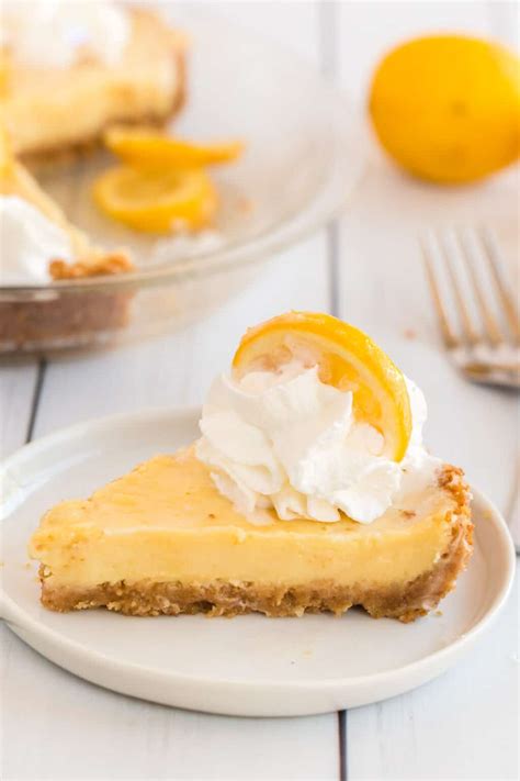 Creamy Lemon Pie With Candied Lemon Slices Kylee Cooks