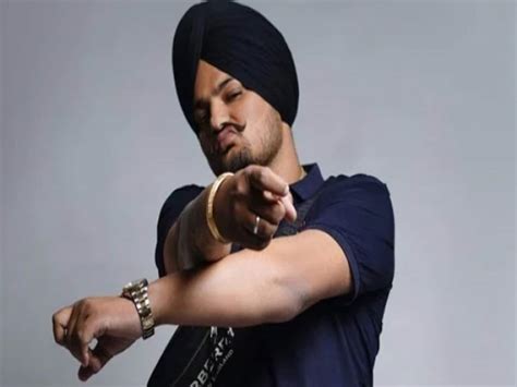 Punjab Congress Leader Famous Singer Sidhu Moose Wala Shot Dead Know Profile Life Story Gully