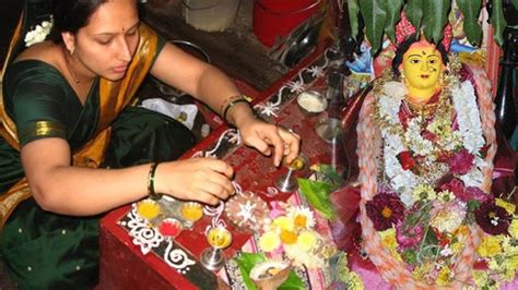 Mangla Gauri Mantra Aarti विवाह में देरी या दांपत्य जीवन में कलह मंगला गौरी मंत्र व आरती से