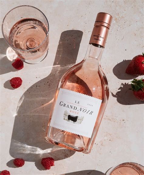 Best Rosé Wines Under ₹2000 That Are Perfect For Ting And Drunches