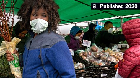 Why Outdoor Farmers’ Markets Matter More Than Ever - The New York Times