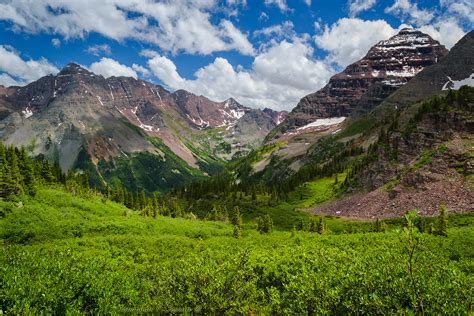 A Splendid Valley In Colorado S Rocky Mountains Oc X R