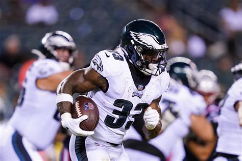 Former Eagles RB Elijah Holyfield Signing To Bengals Practice Squad