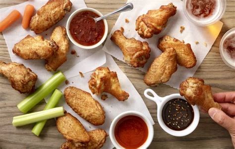 Take Out Crispy Wings Campaigns Foster Farms Chicken Wing Recipes Crispy Wings Chicken