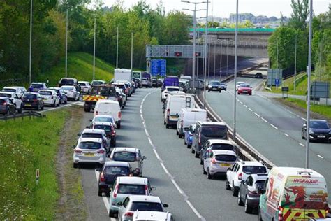 Recap Major Delays On A Westbound Due To Multiple Crashes North