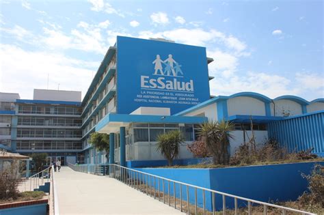 Hospital Aguinaga de EsSalud Lambayeque lidera trasplantes de médula