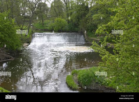 Lancashire Weir Hi Res Stock Photography And Images Alamy