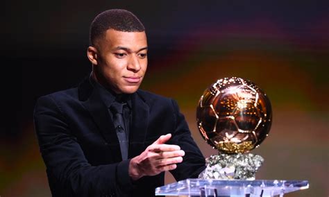 Kylian Mbappé Cumplo Con Los Requisitos Para Ganar El Balón De Oro Atv