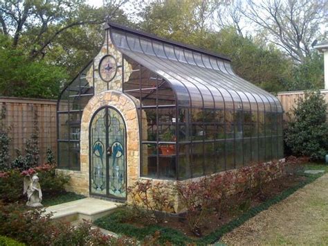 Стеклянные теплицы 100 фото | Victorian greenhouses, Greenhouse ...