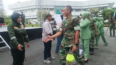 Kodam Vi Mulawarman Peringati Tahun Dharmabakti Dengan Bakti Sosial