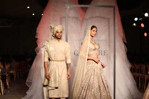 Tarun Tahiliani Collection At Fdci India Couture Week Boldsky