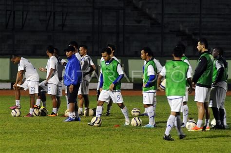 Persib Latihan Malam Antara Foto