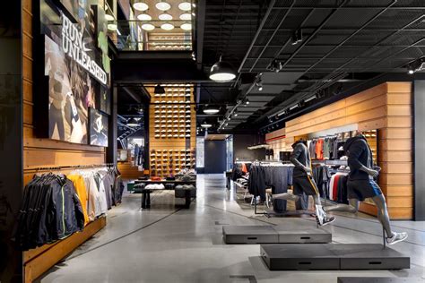 TVA Architects Nike Retail Santa Monica