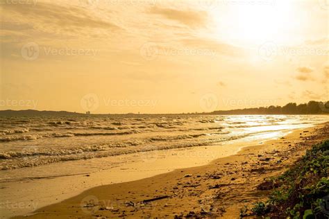 beautiful sea beach with sunset time 12516046 Stock Photo at Vecteezy