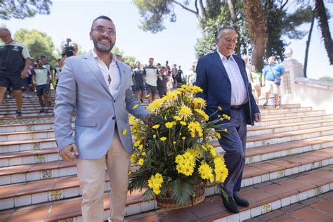 Fotogalería Las mejores imágenes de la ofrenda del Villarreal a la