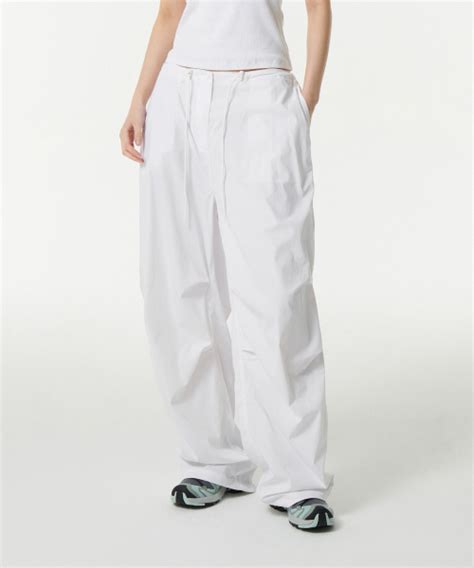 MUSINSA MUSINSA STANDARD WOMAN Women S Parachute Pants White