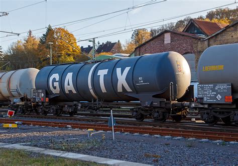 Vierachsiger Drehgestell Kesselwagen 33 80 7837 320 0 D GATXA Der