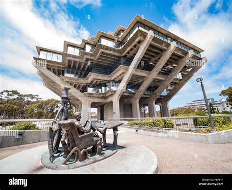 Geisel library architecture hi-res stock photography and images - Alamy