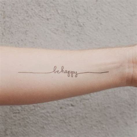 Peque O Tatuaje Que Dice Be Happy Frase En Ingl S Que En Castellano