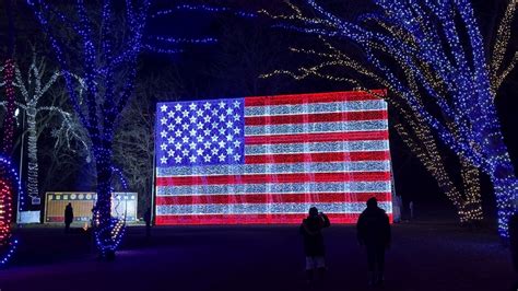 Sam’s Christmas Village and Light Show | Jamie Thingelstad