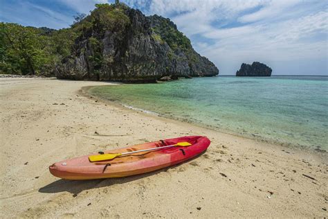 Thailand Beach Activities Stock Photos, Images and Backgrounds for Free ...