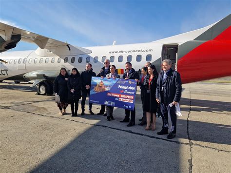 Compania aeriană AirConnect va opera în premieră zboruri regulate de pe