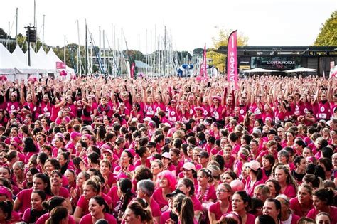 EN IMAGES La Vannetaise foule en rose contre les cancers féminins