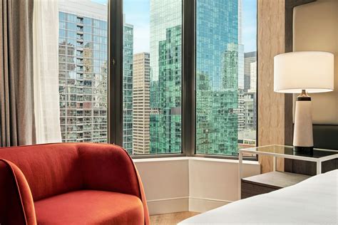 DOUBLETREE BY HILTON CHICAGO MAGNIFICENT MILE CHICAGO, IL