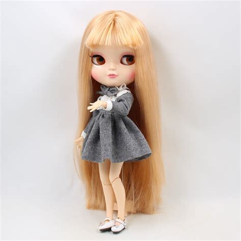 Neo Blythe Muñeca con cabello pelirrojo piel blanca cara linda y