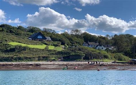 Hen Ty Llaeth Holiday Home In Aberfforest Beach Newport Coastal