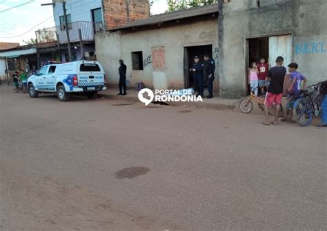 Jovem De Anos Morto A Tiros Em Frente De Bicicletaria Na Zona