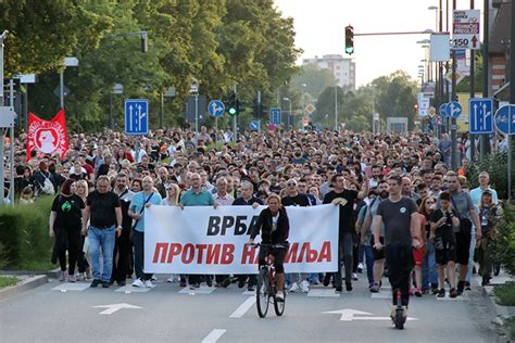 Foto I Video U Novom Sadu Odr An Protest Sve Mora Da Stane Vesti