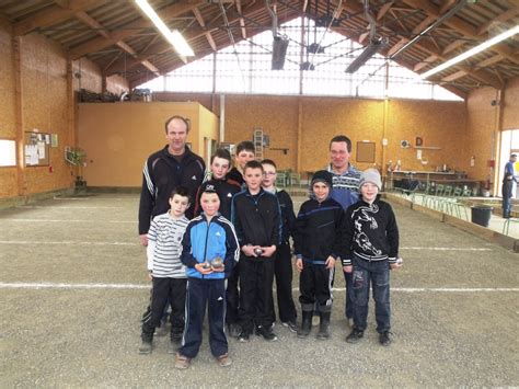 La Boule Du Plateau Mairie De Coucouron