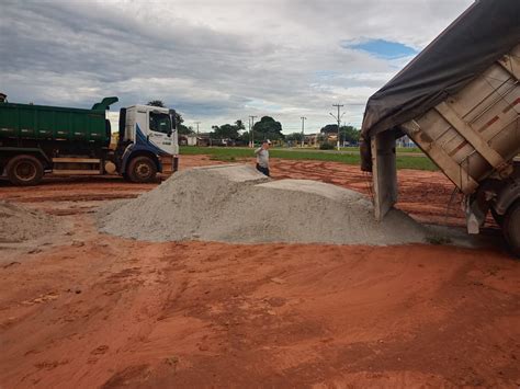 Pro Fertiliza Ms Entrega Toneladas De Calc Rio A Produtores De