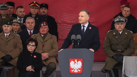 Obchody Wi Ta Niepodleg O Ci Prezydent A Duda Przemawia Na Placu