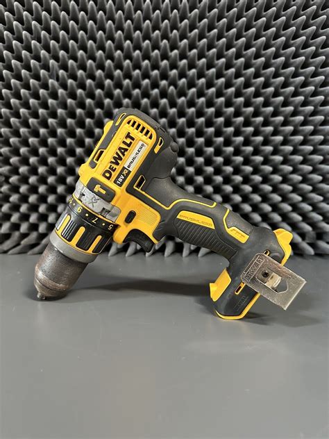 Dewalt Dcd795 Cordless 18v Xr Li Ion Brushless Compact Combi Hammer