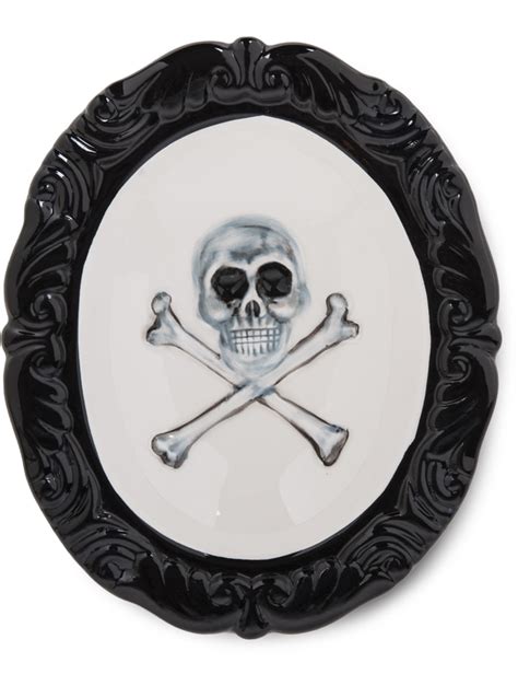 Black Scale - Skull And Bones Ashtray | HBX - Globally Curated Fashion ...