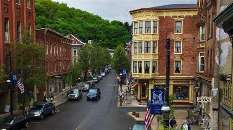 The Haunted Inn at Jim Thorpe - Haunted Rooms America