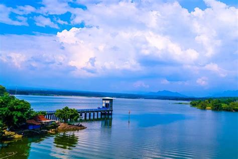 Waduk Gajah Mungkur Wonogiri Info Lokasi Tiket Dan Aktivit