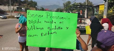 Bloquean Retorno De Paso Limonero Damnificados Sin Enseres