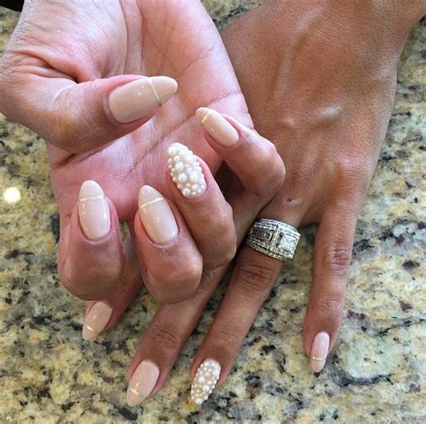 15 Pearl Nail Art Ideas That Youll Want To Wear All Season Long