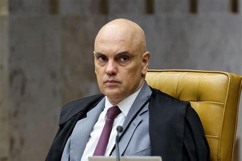 Moraes suspende resolução do CFM que proíbe assistolia fetal Política