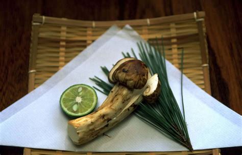 A Taste of Sh旬n Matsutake Mushrooms WAttention