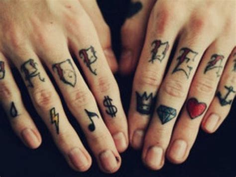 The 100 Best Finger Tattoos For Men Improb Finger Tattoos Cute