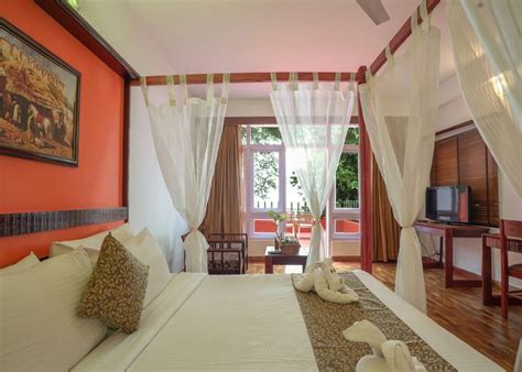 Top 10 resorts in Munnar, best luxury resort in Munnar Kerala