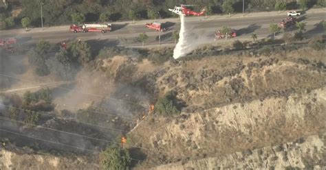 Brush fire erupts near I-5 Freeway in Sylmar - CBS Los Angeles