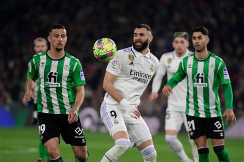 Benzema Recae Y Se Ausenta Del Entrenamiento Del Real Madrid Por