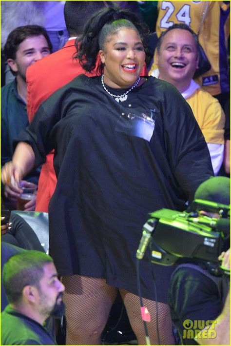 Photo Lizzo Bares Her Thong Photo Just Jared