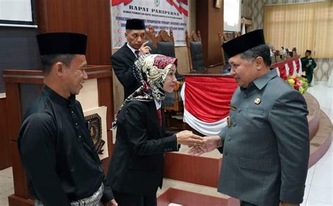 Pelantikan Paw Anggota Dprd Anambas Aniza Gantikan Almarhum Syafrilis